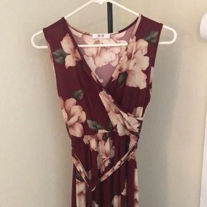 Burgundy/maroon floral maxi dress